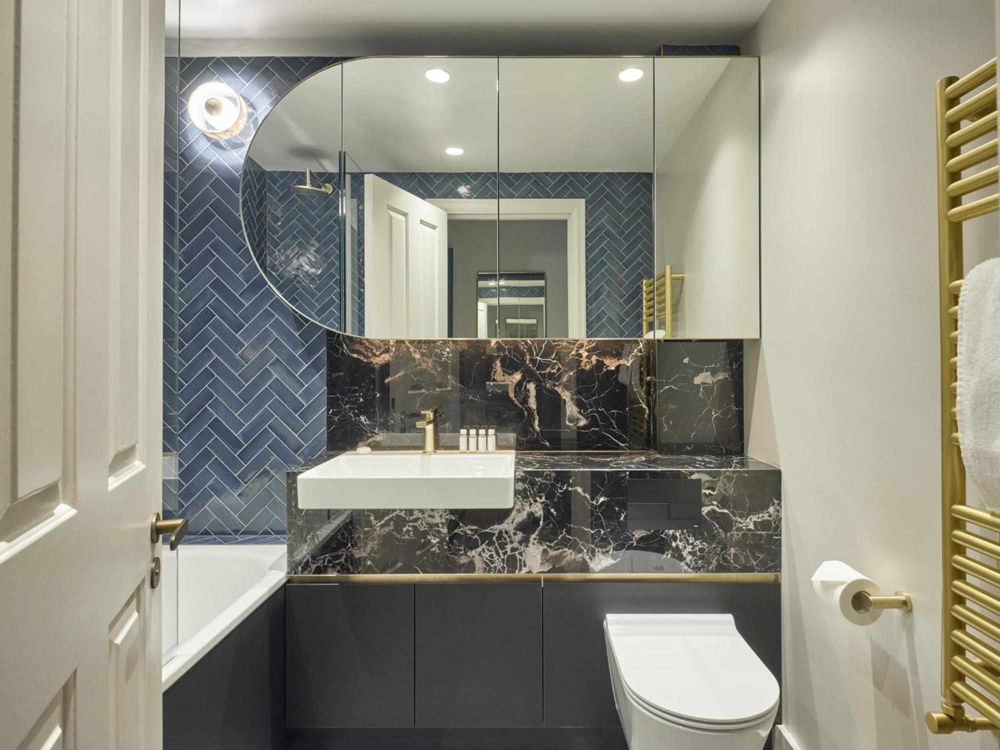 High Spec Award Winning Designer 6 * Londres
